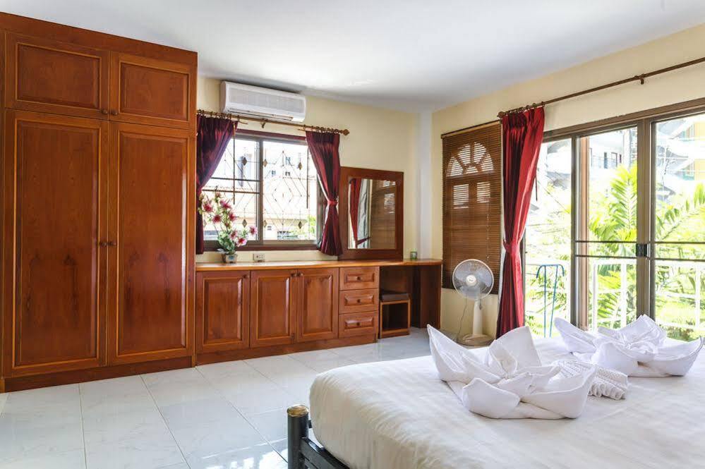 Eriksson Guesthouse Patong Buitenkant foto