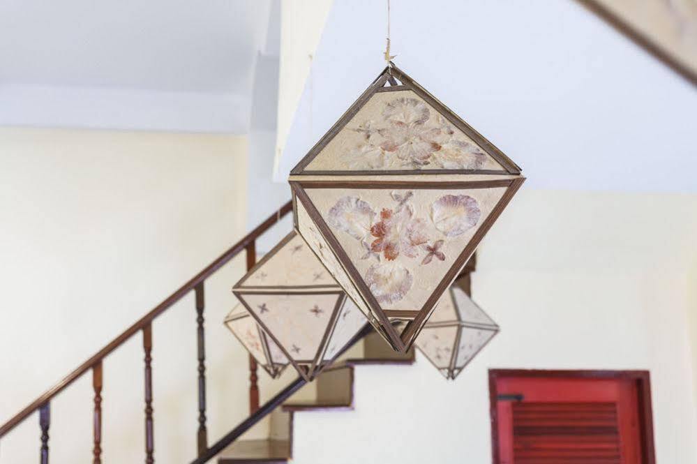 Eriksson Guesthouse Patong Buitenkant foto